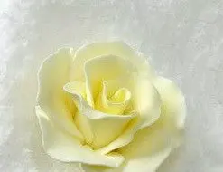 Yellow Formal Rose Gumpaste Flower – Vibrant Edible Bloom 1